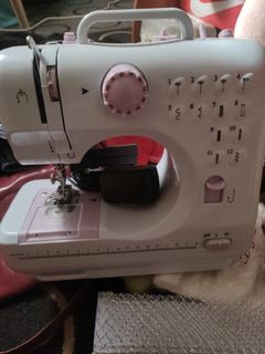 Automatic Sewing Machine