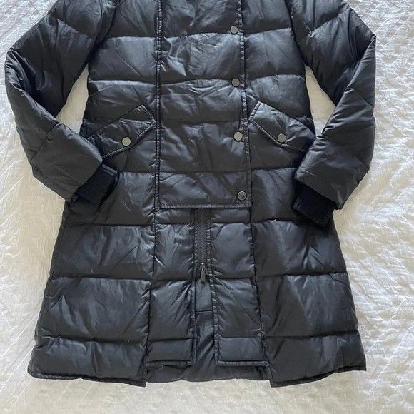 BCBG long puffer coat Women s Fashion Coats Jackets and Outerwear on Carousell