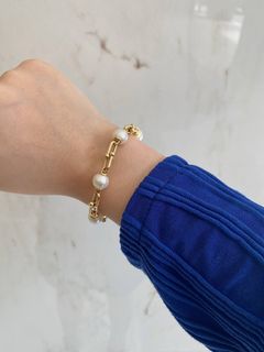 (Category: ) located in . Submitted by redrabbitluxury_singpore (Listing ID 1334120113, Image 1). Description: .