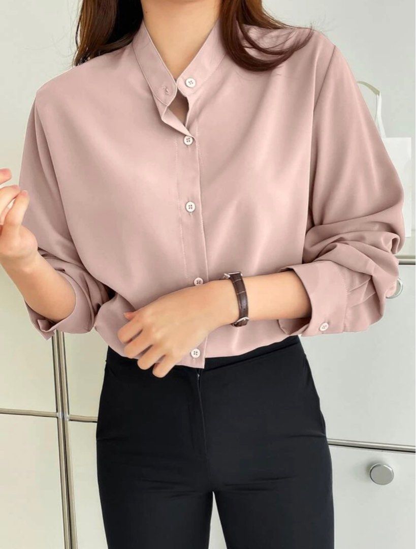 DAZY solid button front (Category: Blouses) located in Singapore. Submitted by suppliesatrium (Listing ID 1334163874, Image 2). Description: 1. dusty pink: available 2. blue: available price: $6 each; $10 both (fixed) general: - would prefer buyers to self-collect - if mailing is preferred, mailing fees are to be bond by buyer original listing: http://api-shein.shein.com/h5/sharejump/appjump?link=llsQnr9oiyR&localcountry=SG&url_from=GM75753111059