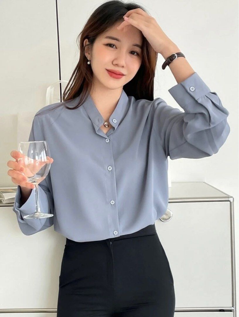 DAZY solid button front (Category: Blouses) located in Singapore. Submitted by suppliesatrium (Listing ID 1334163874, Image 5). Description: 1. dusty pink: available 2. blue: available price: $6 each; $10 both (fixed) general: - would prefer buyers to self-collect - if mailing is preferred, mailing fees are to be bond by buyer original listing: http://api-shein.shein.com/h5/sharejump/appjump?link=llsQnr9oiyR&localcountry=SG&url_from=GM75753111059