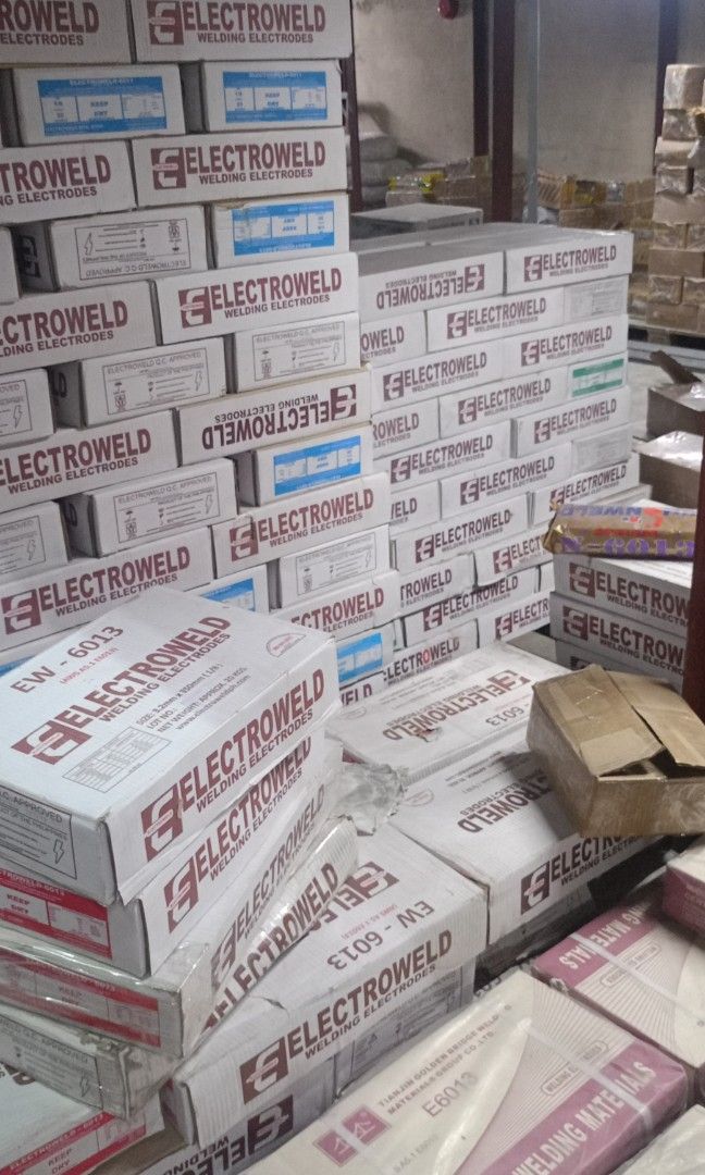 Electroweld welding rod 6013,6011,7018 (Category: Construction & Building Materials) located in Paranaque City. Submitted by renyshemshardware (Listing ID 1334023680, Image 3). Description: Electroweld welding rod 20 kilos per box. 6013 3.2mm 6011 3.2mm 7018 3.2mm.