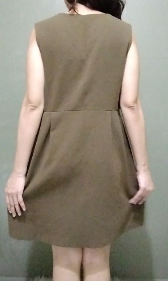 Empire Mini Dress (Category: Dresses) located in Cebu City. Submitted by laganda (Listing ID 1334133216, Image 3). Description: no flaws fits M-L ( bust 36" Waist 34" length 32") model size M, height 5"1'.