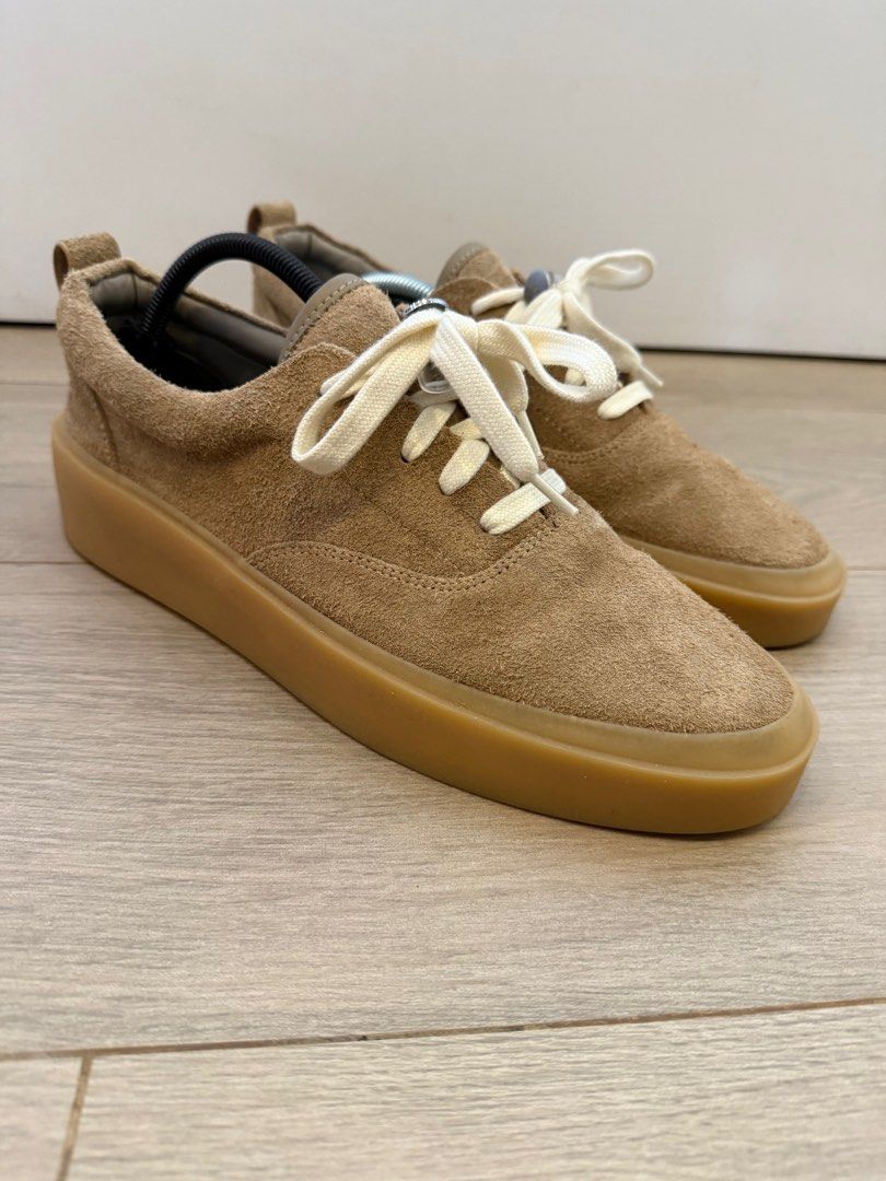 Fear of god 101 lace up suede sneakers, 名牌, 鞋及波鞋- Carousell