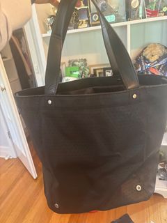 (Category: ) located in . Submitted by eliza.howard (Listing ID 1334014981, Image 1). Description: .