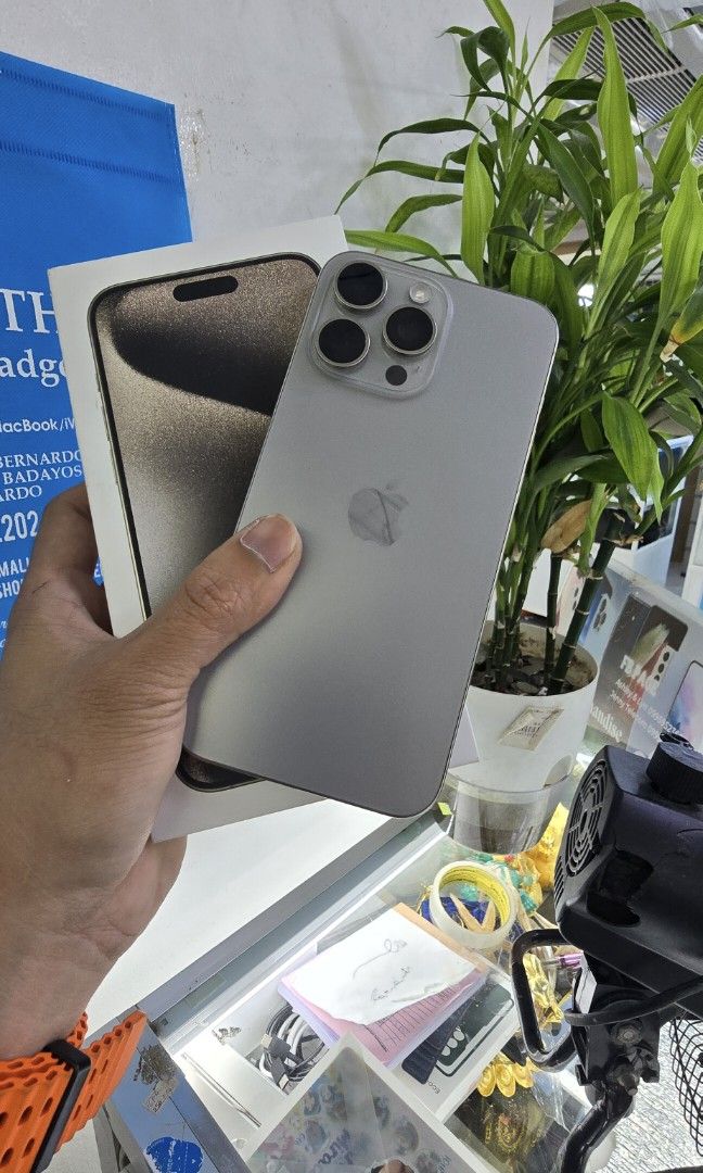 Iphone 15 Promax 512gb HK Variant Dual Sim Openline (Category: iPhone 15 Series) located in Quezon City. Submitted by samanthaga21954 (Listing ID 1334145603, Image 1). Description: Iphone 15 Promax 512gb HK Variant Dual Sim Openline Secondhand SAme Serial Box Onhand Stock Issue Replace LCD Good Units Ready Units.