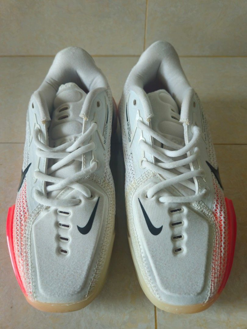 KASUT BADMINTON NIKE 2021