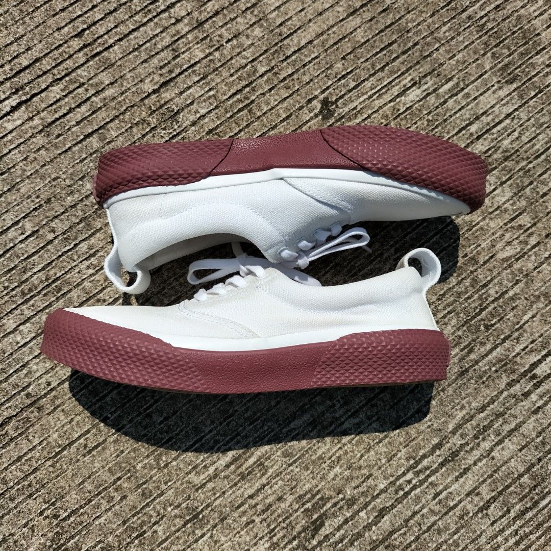 Legit Celine White Canvas Shoes (Category: Sneakers) located in Sindangan. Submitted by thrift_hunter73 (Listing ID 1334042923, Image 3). Description: Legit Celine White Canvas Shoes size 37.