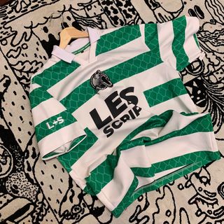 (Category: ) located in . Submitted by semungethrift (Listing ID 1334126426, Image 1). Description: .