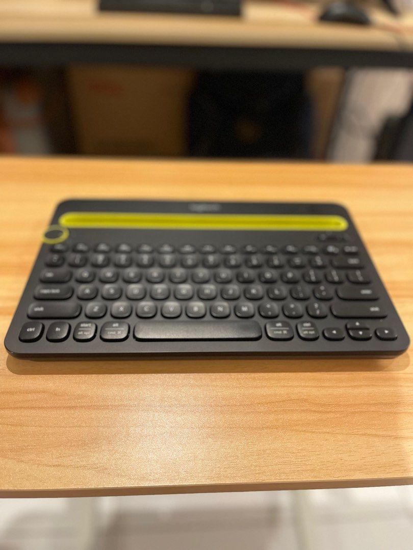 Logitech Keyboard (K480) (Category: Computer Keyboard) located in San Juan City. Submitted by jpmateo (Listing ID 1334137493, Image 2). Description: Logitech K480 Keyboard Price: 700 PHP Battery: Triple A Function: Bluetooth Condition: Great condition, rarely used RFS: Not using iPad anymore .