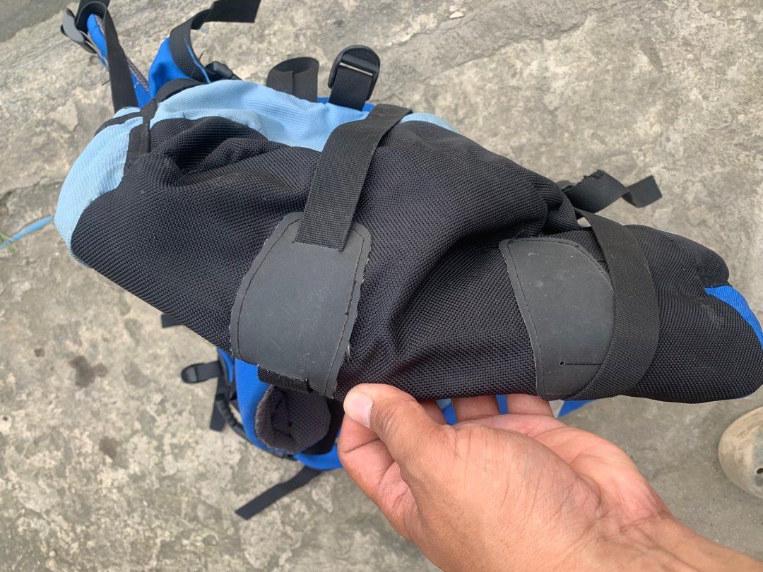Mariveles Bags Big Backpack (Category: Backpacks) located in General Trias. Submitted by zrchustle.604 (Listing ID 1334096283, Image 3). Description: No major issue.