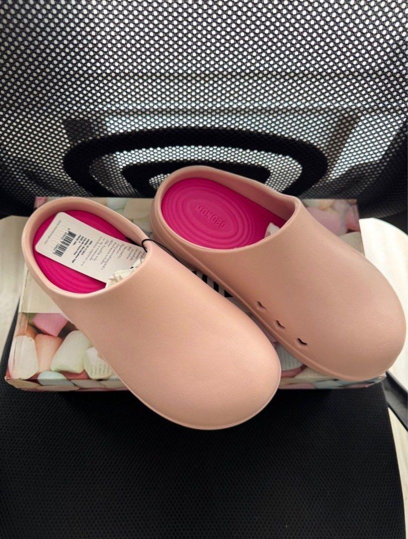 Monobo Marshmallow High (Category: Slippers and slides) located in Marikina City. Submitted by bbbiancsss (Listing ID 1334025907, Image 1). Description: Brand New Monobo Marshmallow High in Pink, Size 37 Bought in Bangkok. Payment via BPI Bank Transfer or Gcash..