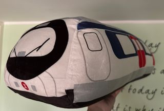 全新公仔連盒 - MTR 港鐵 機鐵仔公仔, 興趣及遊戲, 玩具 & 遊戲類 - Carousell