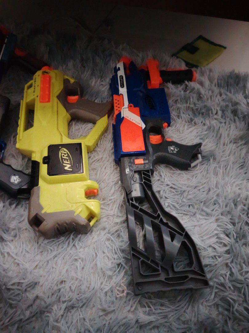 Nerf blaster (Category: Action & Battle Toys) located in Johor Bahru. Submitted by arepex66 (Listing ID 1334055066, Image 2). Description: .