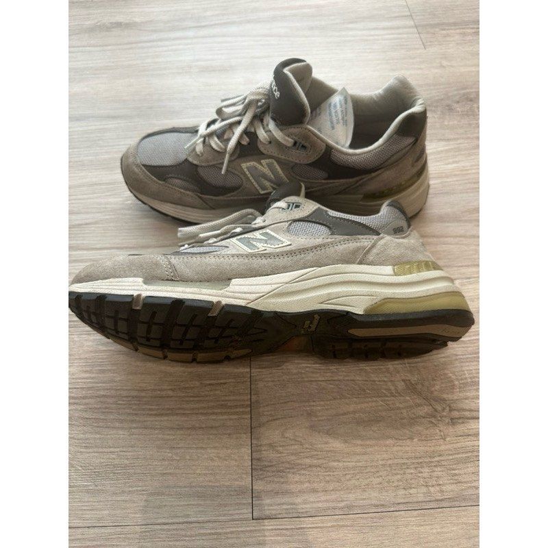 New Balance US9.5 3M M992GR M992EB