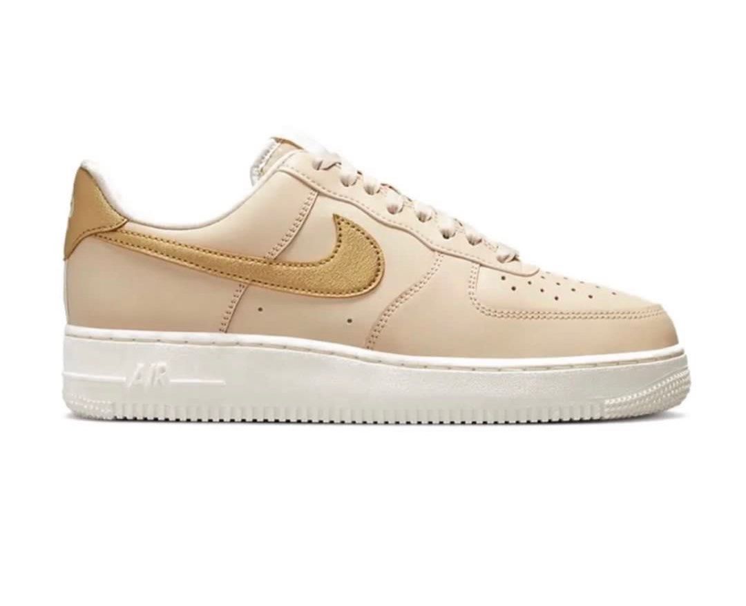 Carousell Nike Air Force Wb 07 Nike Air Force '07 Essential