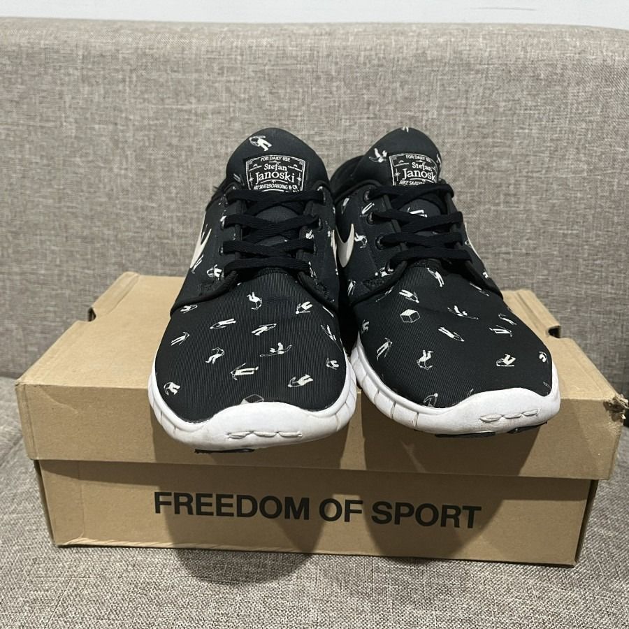 Nike Stefan Janoski Max x Geoff McFetridge Size 42 Fesyen Pria Sepatu Sneakers di Carousell