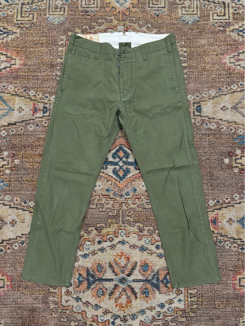 Nudie Jeans Reguler Anton Army Sateen Selvage Fesyen Pria Pakaian Bawahan di Carousell