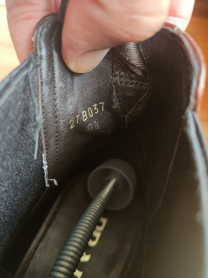 Prada Men's brown Chelsea boots size 8.5, 男裝, 鞋, 靴 Carousell