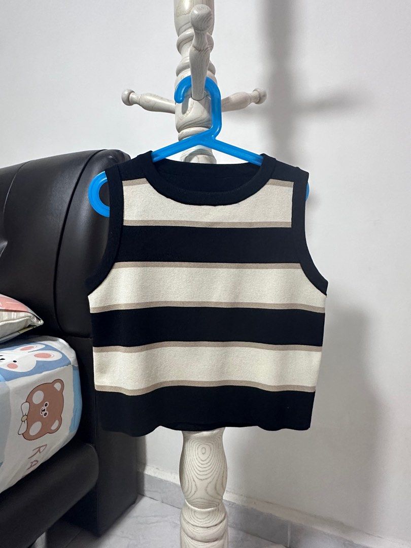 Cute simple tops discount