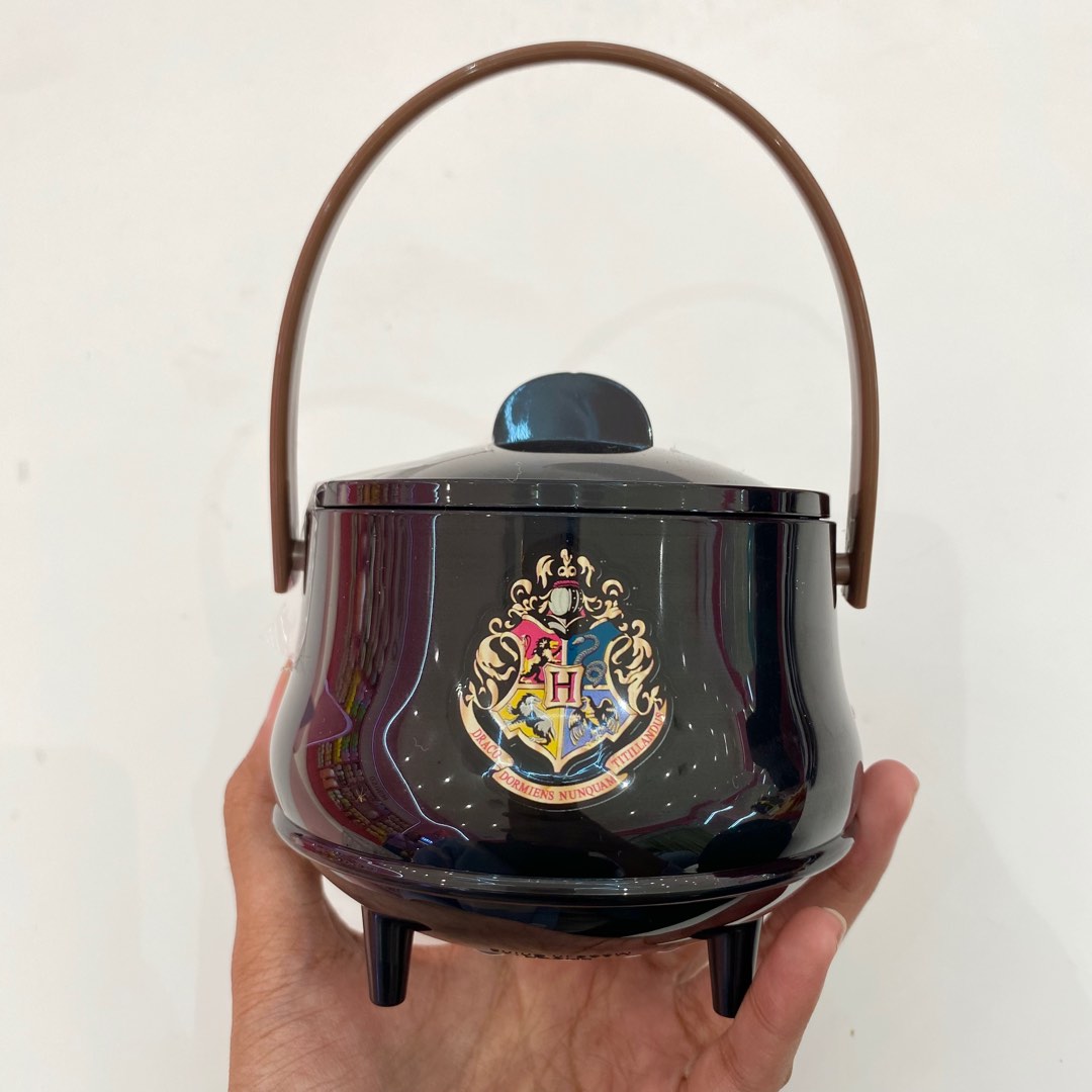 Storage box Cauldron Pot Harry Potter, Toys & Collectibles, Lainnya di ...