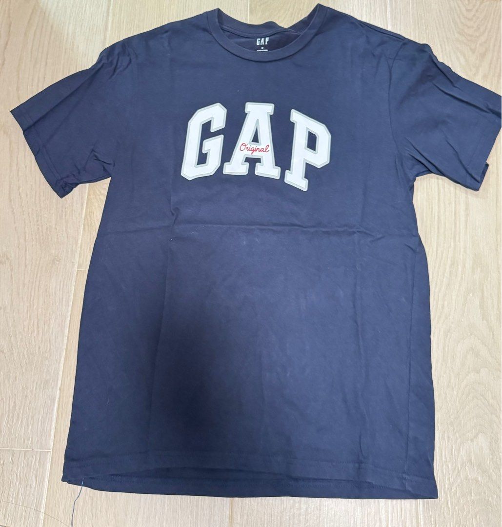 Tee （分類：T-shirt、恤衫、有領衫）位於 Hong Kong。 由 calmbird.83130e 提交（商品編號 1334126355，圖片 4）。簡介： 30x1。