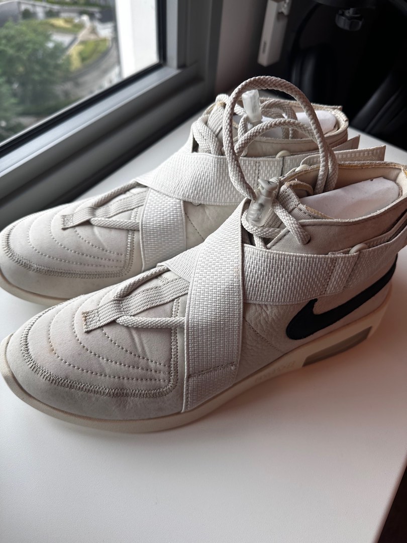 Nike fear of god raid light bone online