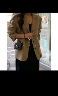 由 christineliaoo (刊登 ID 1334106886，圖片 1) 提交，位於 的 (類別：)，說明：。
