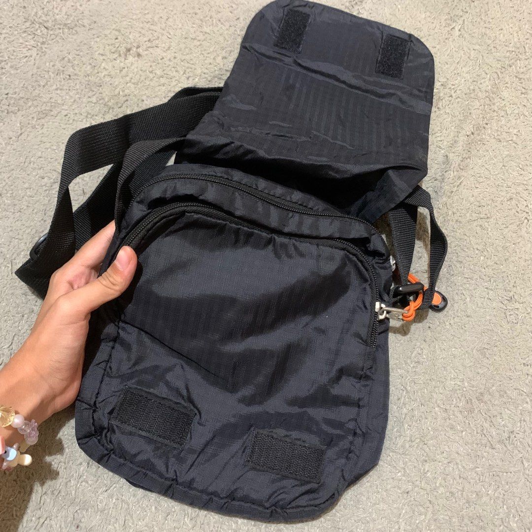 Winpard sling bag Fesyen Pria Tas Dompet Tas Selempang di Carousell