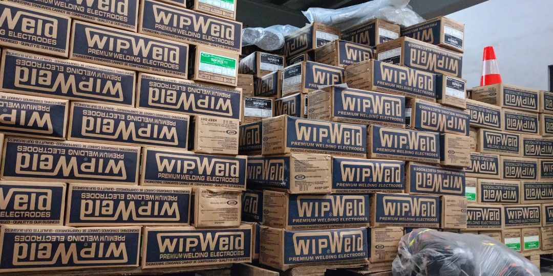 Wipweld welding rods (Category: Construction & Building Materials) located in Paranaque City. Submitted by renyshemshardware (Listing ID 1334028725, Image 3). Description: WIPWELD welding rods 6013 6011 7018 Supplier ✓.