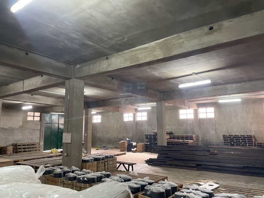 Warehouse for rent Santolan Pasig (Category: Commercial) located in Manila. Submitted by hmson2016 (Listing ID 1337288681, Image 3). Description: Location: Santolan, Pasig -741sqm ground flr + 504 sqm 2nd flr. -warehouse space w/ hoist. as-is, where-is -350/sqm -min term 1yr -2 mos security deposit Serious inquiries only.