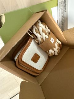 （分類：）位於 。 由 c_cccc 提交（商品編號 1337373434，圖片 1）。簡介： 。