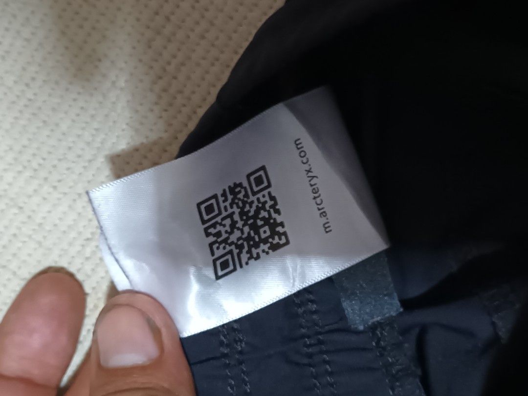 Arcteryx jogger (Category: Joggers) located in Sindangan. Submitted by brandonram71467 (Listing ID 1337379636, Image 3). Description: .