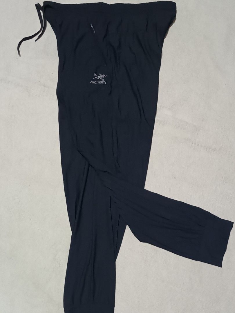 Arcteryx jogger (Category: Joggers) located in Sindangan. Submitted by brandonram71467 (Listing ID 1337379636, Image 1). Description: .