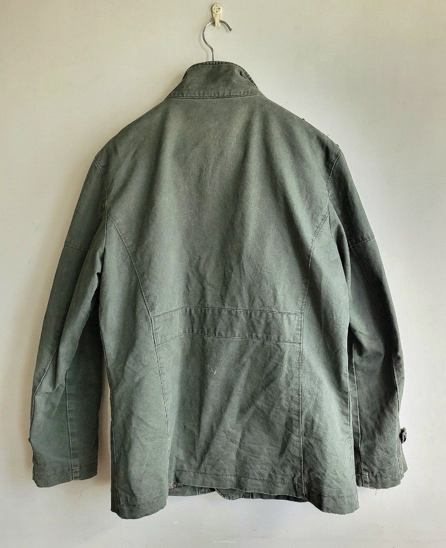 Army Green Military Field Jacket (Category: Coats, Jackets and Outerwear) located in Makati City. Submitted by RedStore (Listing ID 1337280385, Image 3). Description: LL&QQ Army Green Military Field Jacket (M-L) Excellent Condition With a unique feature where you can clip a beret, hat or bonnet in the right chest(see pic no. 5) Buttons and zipper in excellent condition Actual size via tape measure Width 23 Length 28.5 Tiny scratch at the lower ba