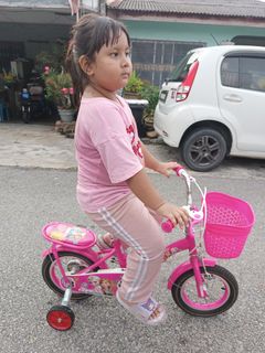 (Category: ) located in . Submitted by anuar24867 (Listing ID 1337338066, Image 1). Description: .