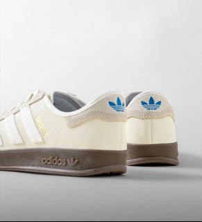 （分類：）位於 。 由 ogsneakers 提交（商品編號 1337349035，圖片 1）。簡介： 。