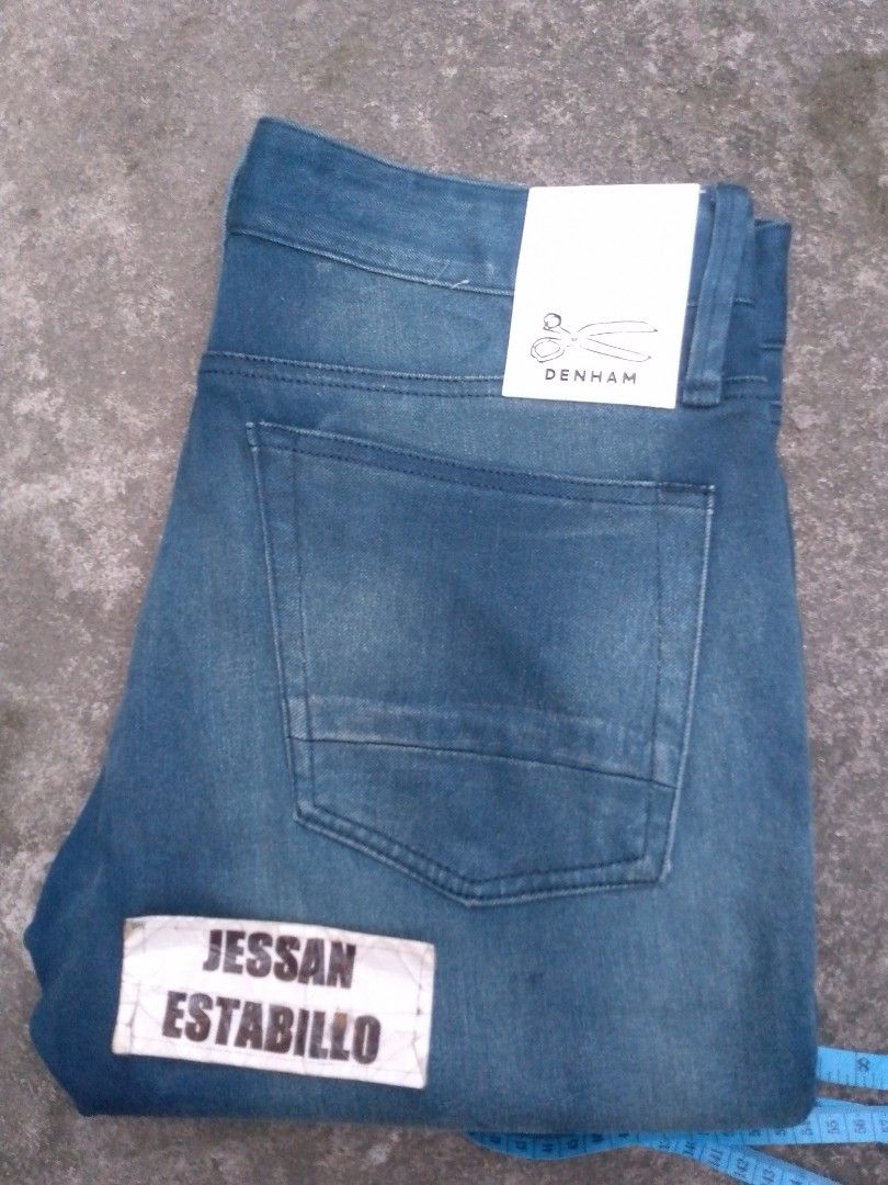 Denham Bolt Skinny Fit Jeans (Category: Jeans) located in Concepcion. Submitted by lowkeythrifter.ph (Listing ID 1337266710, Image 2). Description: Denham Bolt Skinny Fit Jeans Actual: W35" x L41". On tag: 32 x 32 Very Good Condition Issue last pic See pics for actual measurement's & Issues. 6️⃣4️⃣9️⃣ + 7️⃣5️⃣ SF ✈️ Gcash / Palawan, Payment First. Bawal sa Maselan, PM if Interested. God bless....