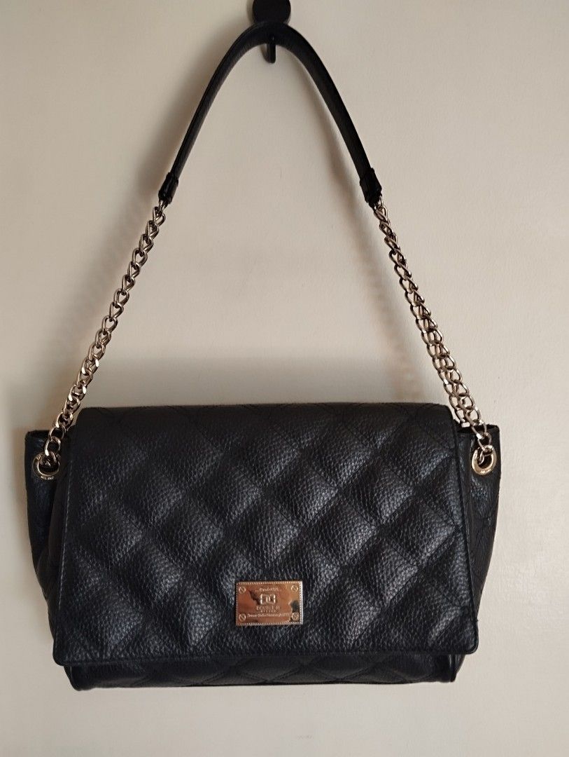 Double M Milano shoulder bag Women s Fashion Bags Wallets Shoulder Bags on Carousell