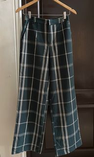 (Category: ) located in . Submitted by stylesavvy__ (Listing ID 1337291444, Image 1). Description: .