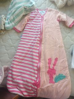 （分類：）位於 。 由 lavishthya 提交（商品編號 1337299403，圖片 1）。簡介： 。