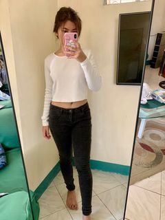 (Category: ) located in . Submitted by heyizaaa (Listing ID 1337384092, Image 1). Description: .
