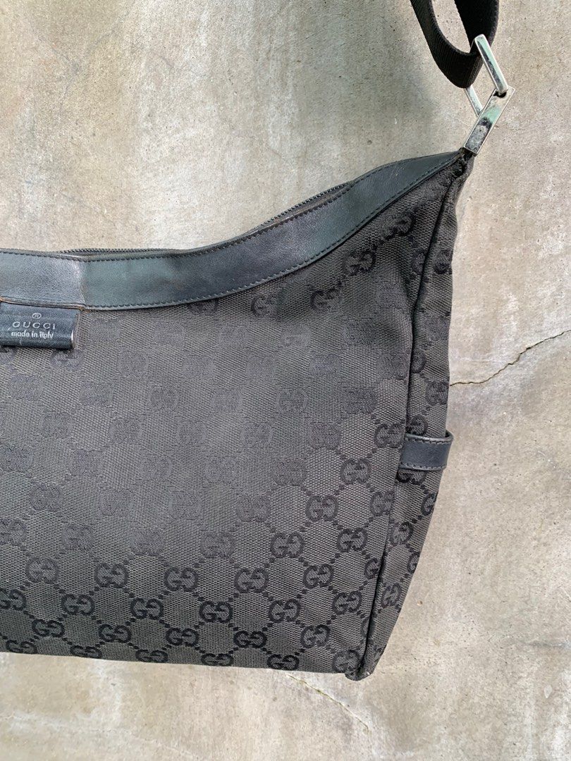 Gucci crossbody monogram store