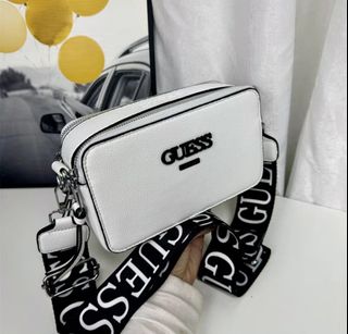 (Category: ) located in . Submitted by mshopsg (Listing ID 1337410428, Image 1). Description: .