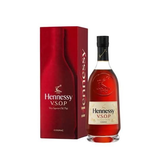 Hennessy VSOP 1 L (Category: Beverages) located in Manila. Submitted by kenzsu (Listing ID 1337393312, Image 1). Description: - Sold in cases ONLY.