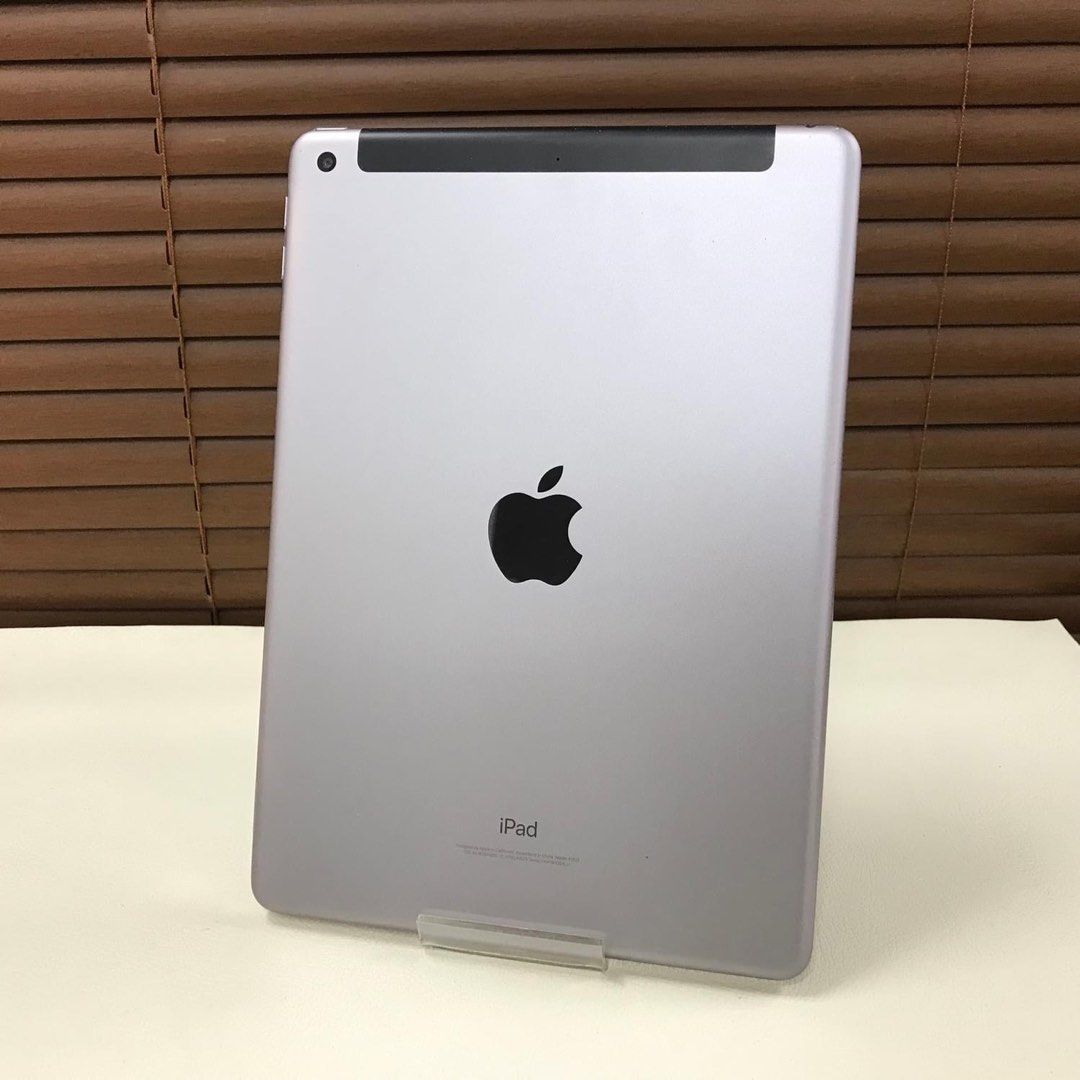 iPad 5th gen 128gb w/ SIM (Category: iPad) located in Manila. Submitted by TekiCashGadgetsph (Listing ID 1337386205, Image 1). Description: Good as new Box with charger Wi-Fi + Cellular (any sim) No issue Ready to use! 🤍 .