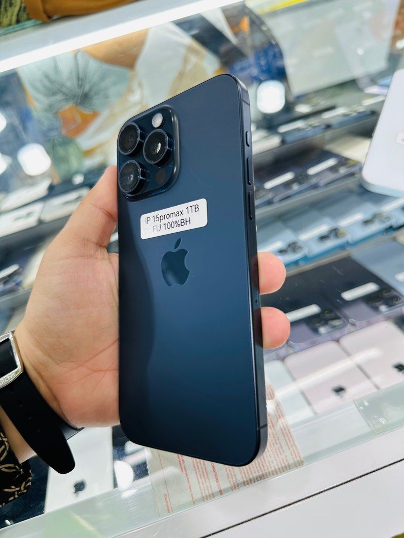 Iphone 15 Pro Max 1TB 100% batt FU NTC (Category: iPhone 15 Series) located in San Juan City. Submitted by javedsgadgetshop (Listing ID 1337395400, Image 2). Description: OPEN FOR INSTALLMENT VIA CREDIT CARD/GGIVES/SPAY/BILLEASE & SWAP/TRADE-IN! BUY AND SELL! Quick Specs : Iphone 16promax •1TB •NTC Variant •100% batt health •Factory Unlock •95% Smoothness •No hidden issue | No Repaired •100% Authentic | Not Refurbished •w/ OEM Charger & store war