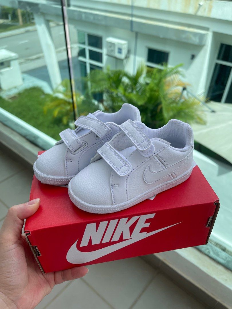 Kasut nike baby shop