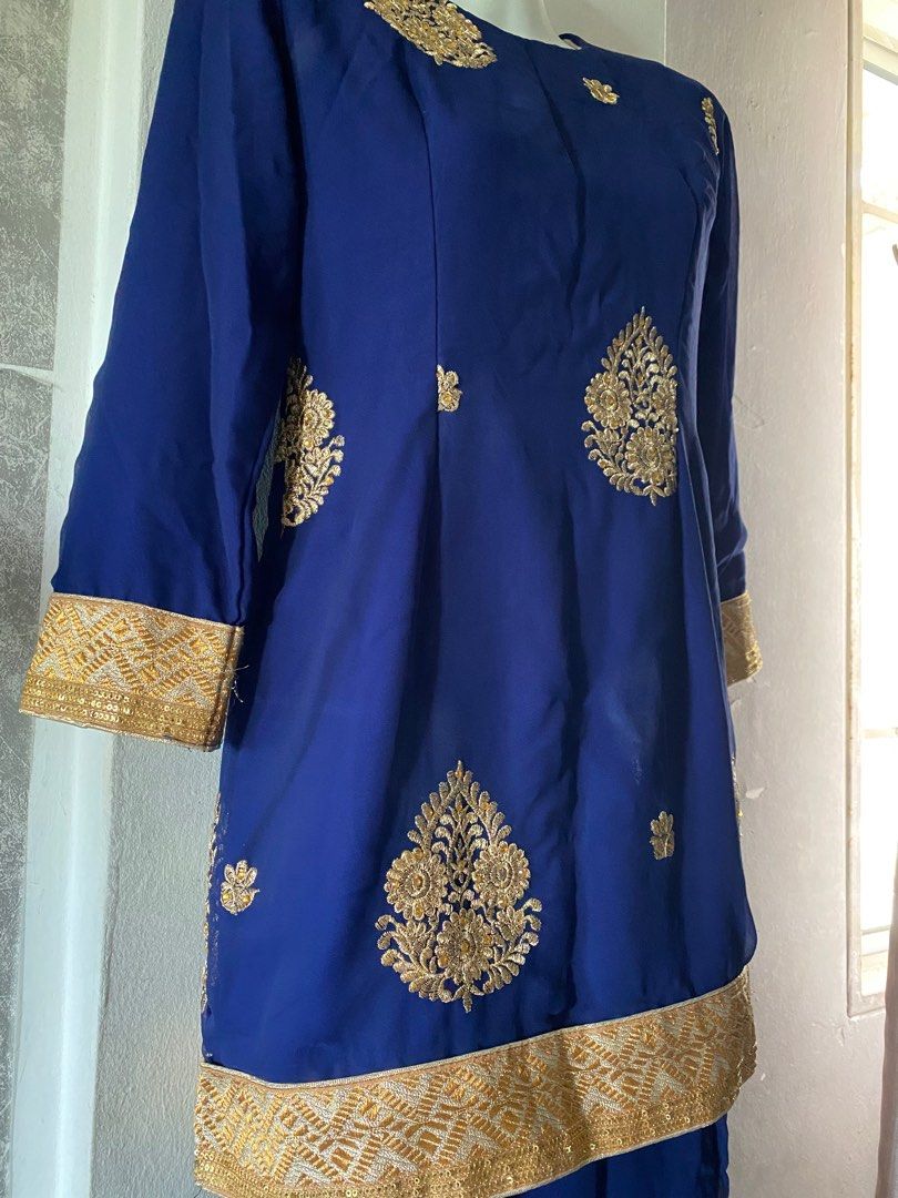 Kurung Saree Women s Fashion Muslimah Fashion Baju Kurung sets on Carousell