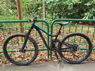 (Category: ) located in . Submitted by rabak_gardener (Listing ID 1337328198, Image 1). Description: .